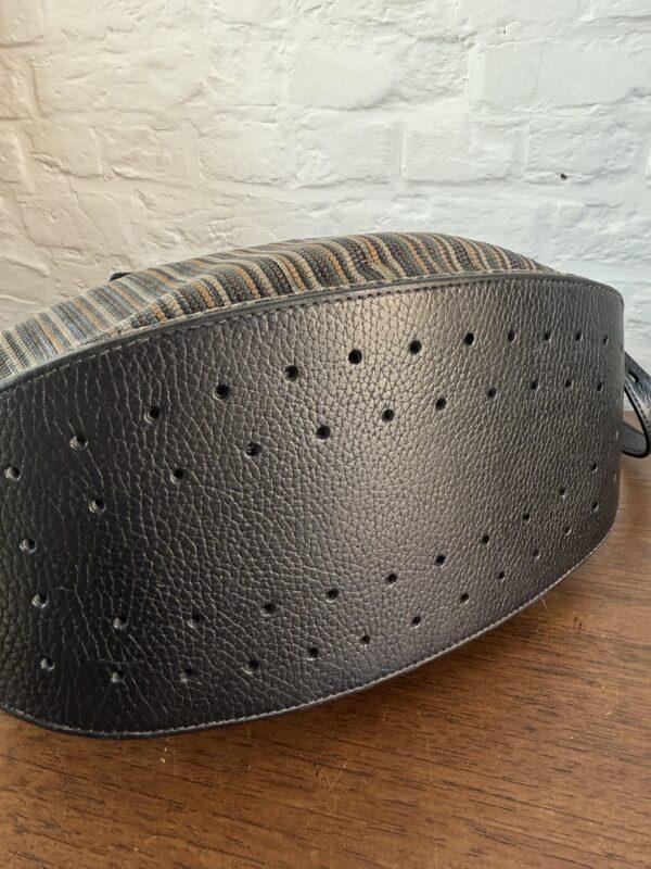 Le Pin Toile de Cuir - Afbeelding 9