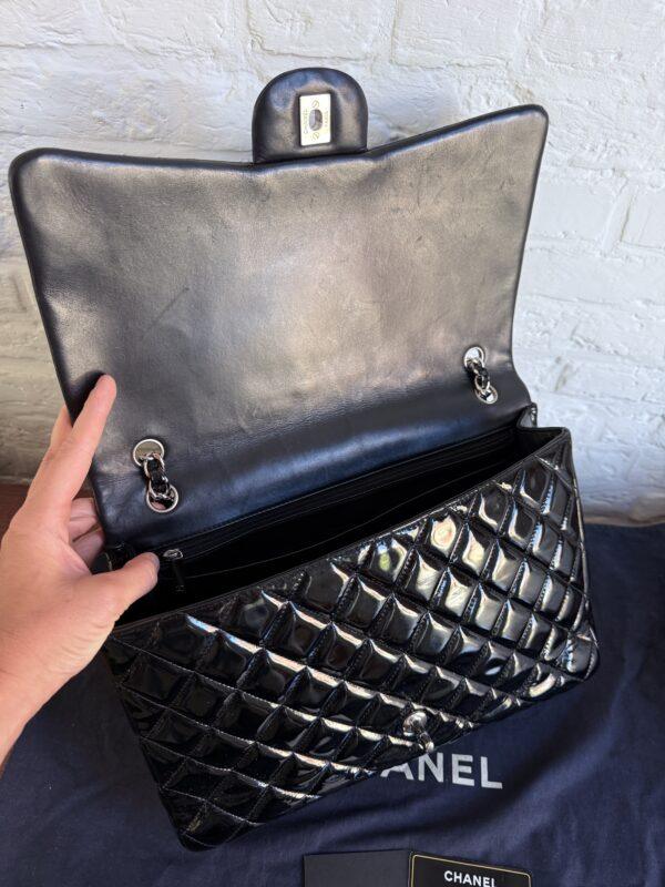 Chanel XL Patent Flap Bag - Afbeelding 15