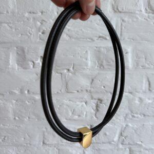 Lederen choker Delvaux