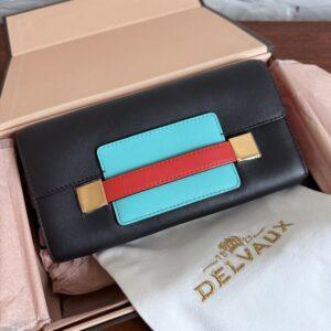 Madame Magic Wallet