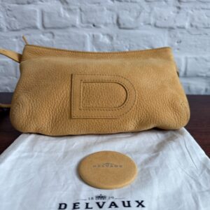 Louise Crossover Santiag