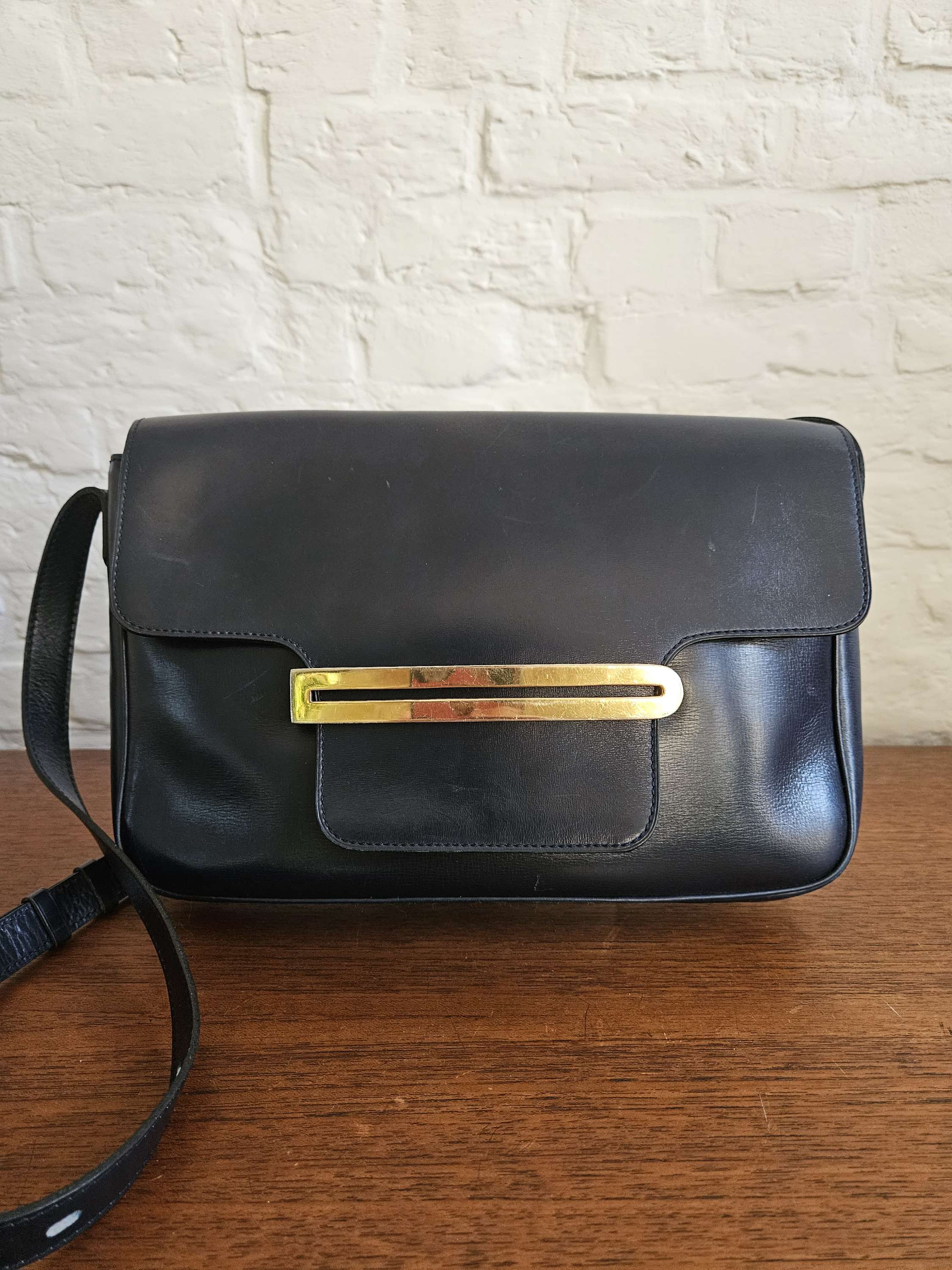 Vintage crossbody