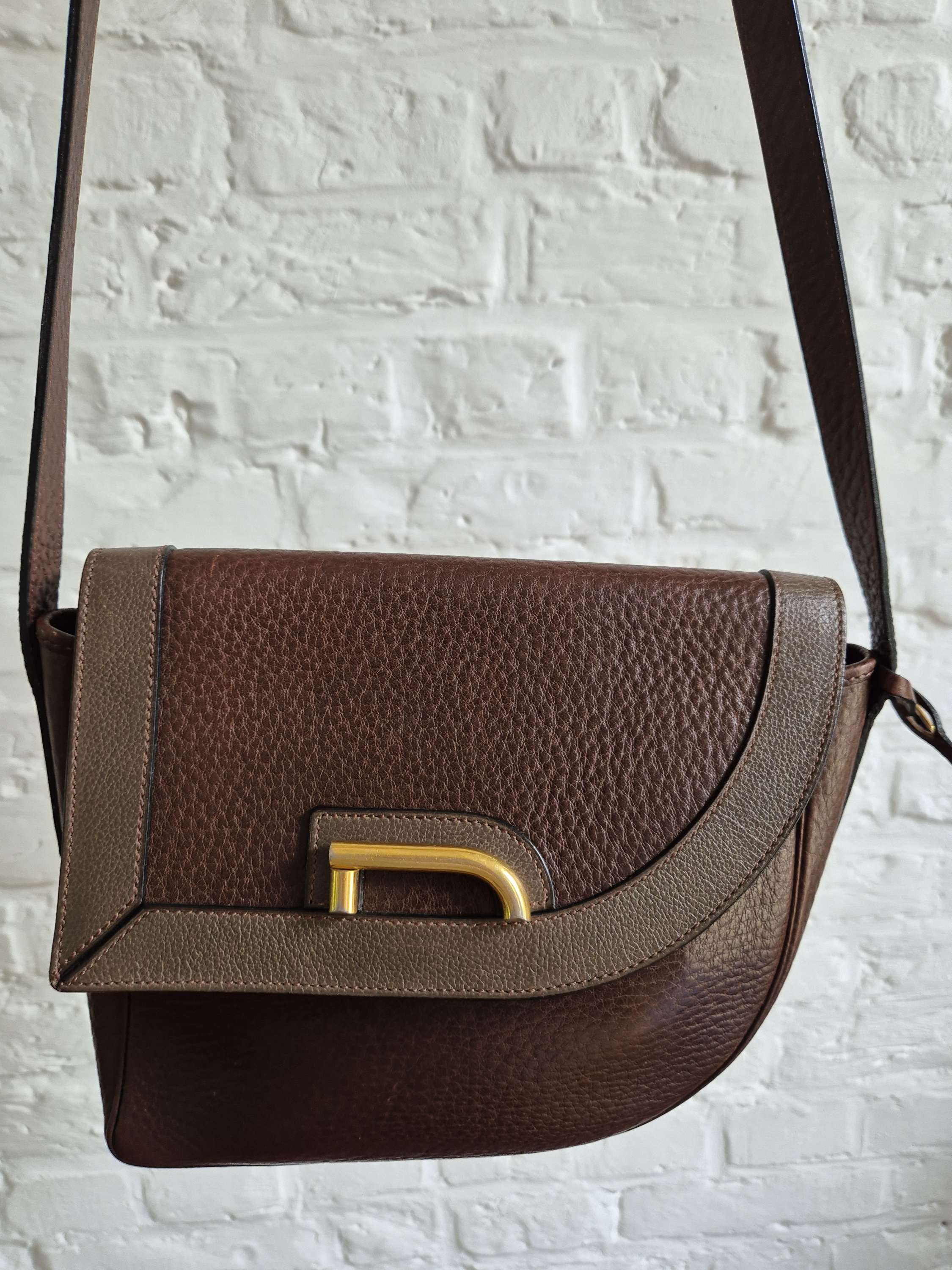 Vintage crossbody