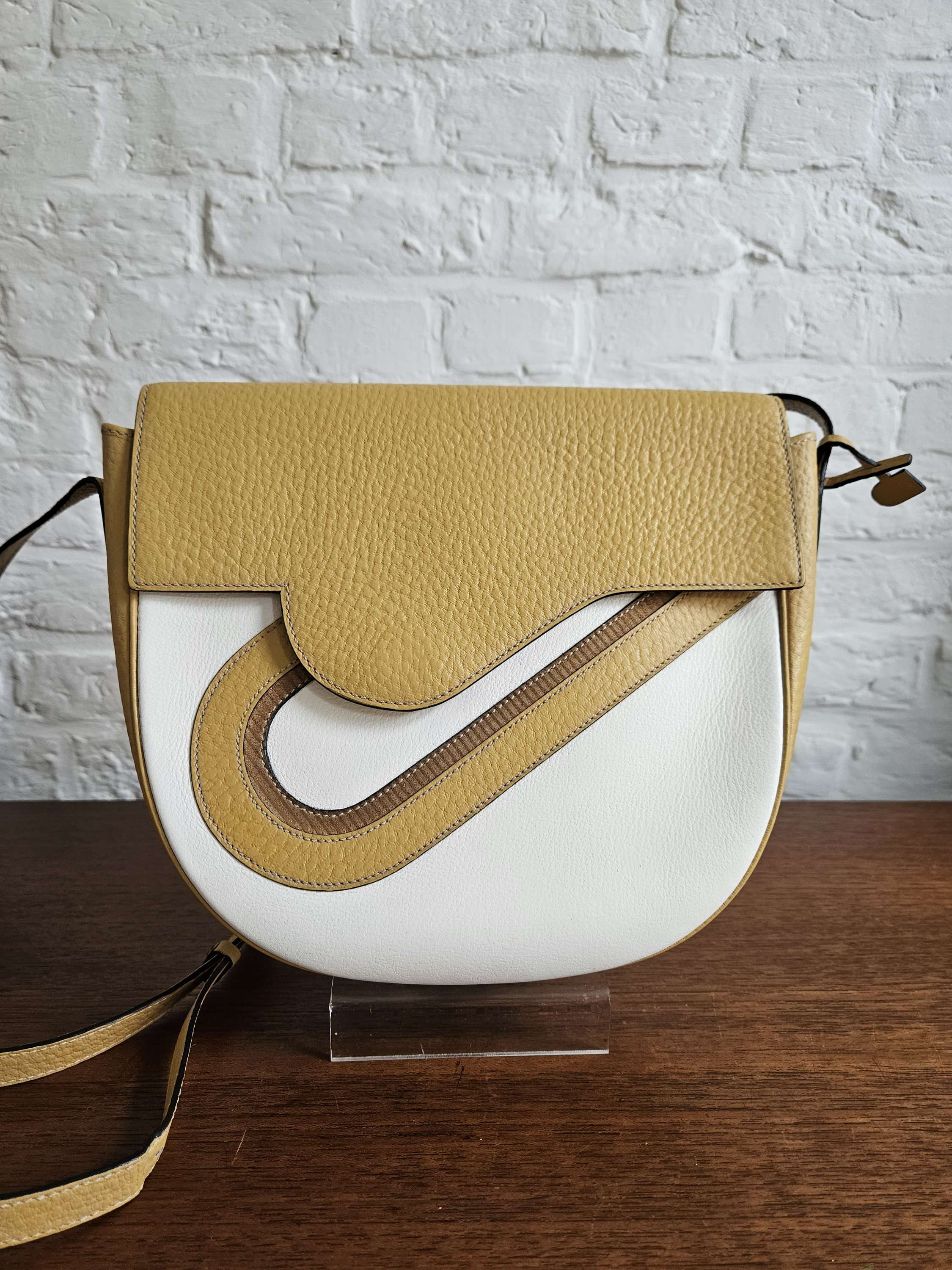 Vintage crossbody